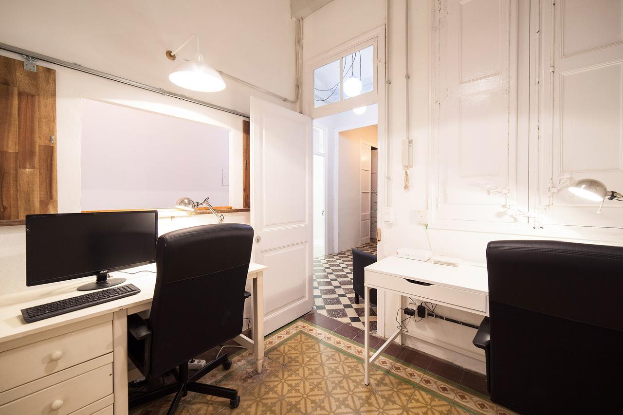 Bed In Girona Bed & Breakfast Ngoại thất bức ảnh