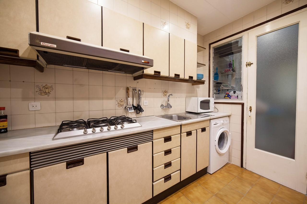 Bed In Girona Bed & Breakfast Ngoại thất bức ảnh