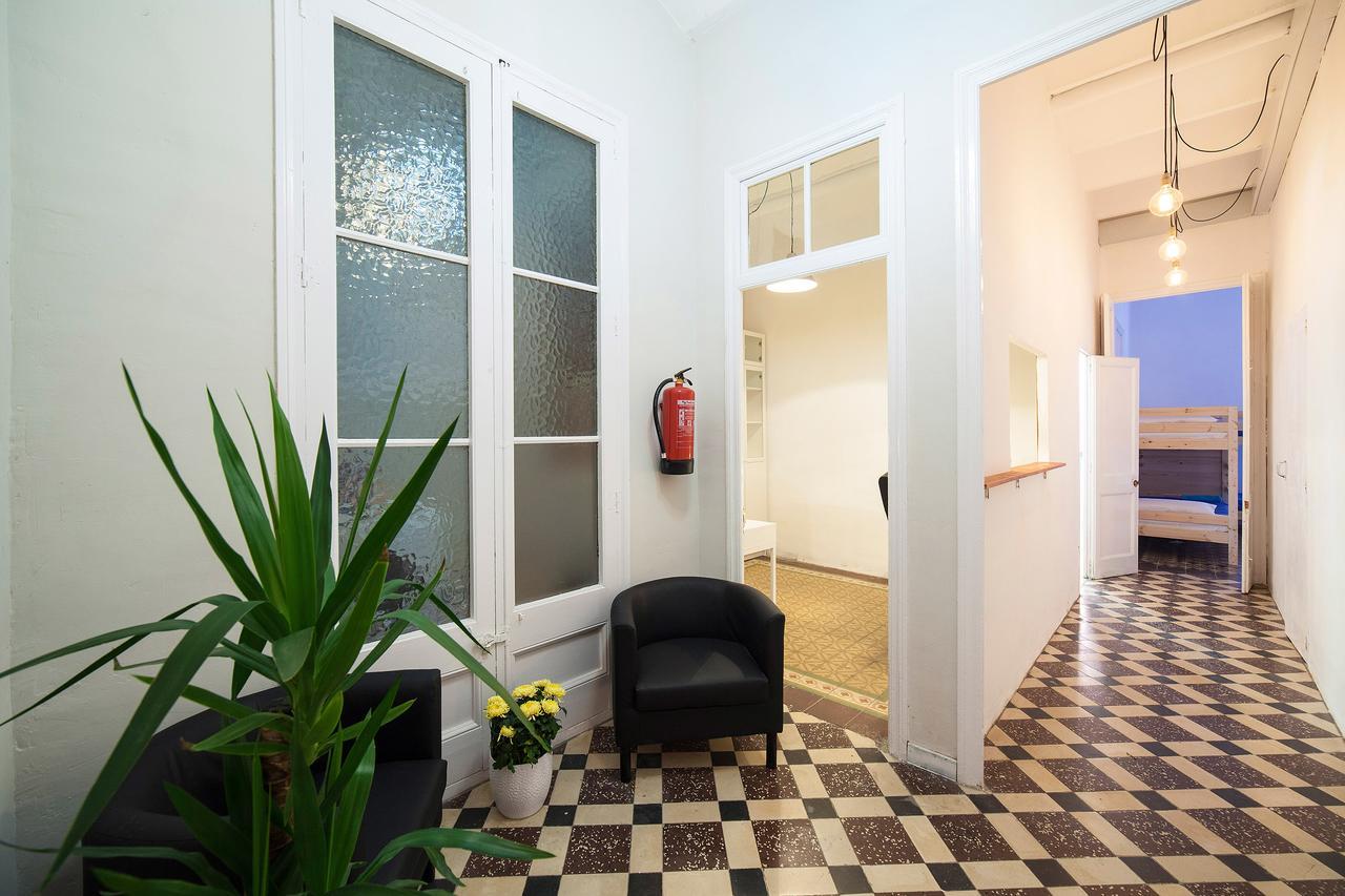 Bed In Girona Bed & Breakfast Ngoại thất bức ảnh