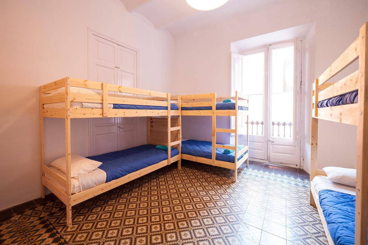Bed In Girona Bed & Breakfast Ngoại thất bức ảnh