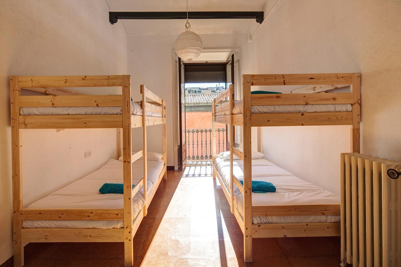 Bed In Girona Bed & Breakfast Ngoại thất bức ảnh