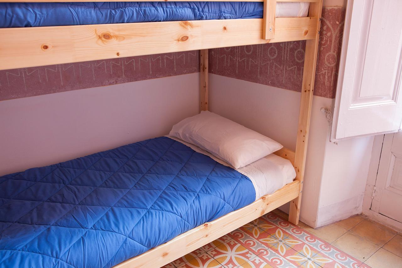 Bed In Girona Bed & Breakfast Ngoại thất bức ảnh